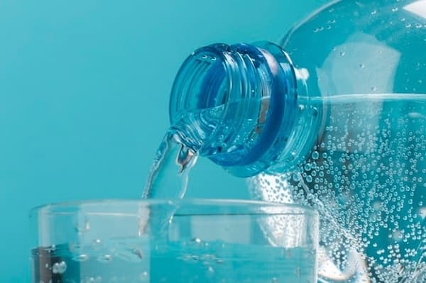 قیمت روز آب معدنی گاز دار شده